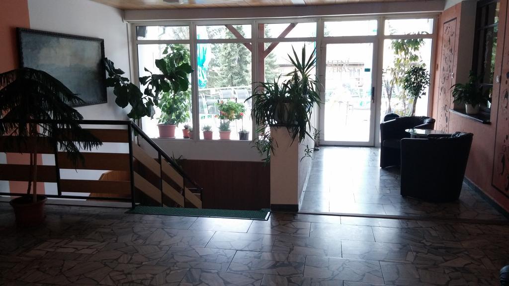 Hotel Rozvoj Klatovy Dış mekan fotoğraf