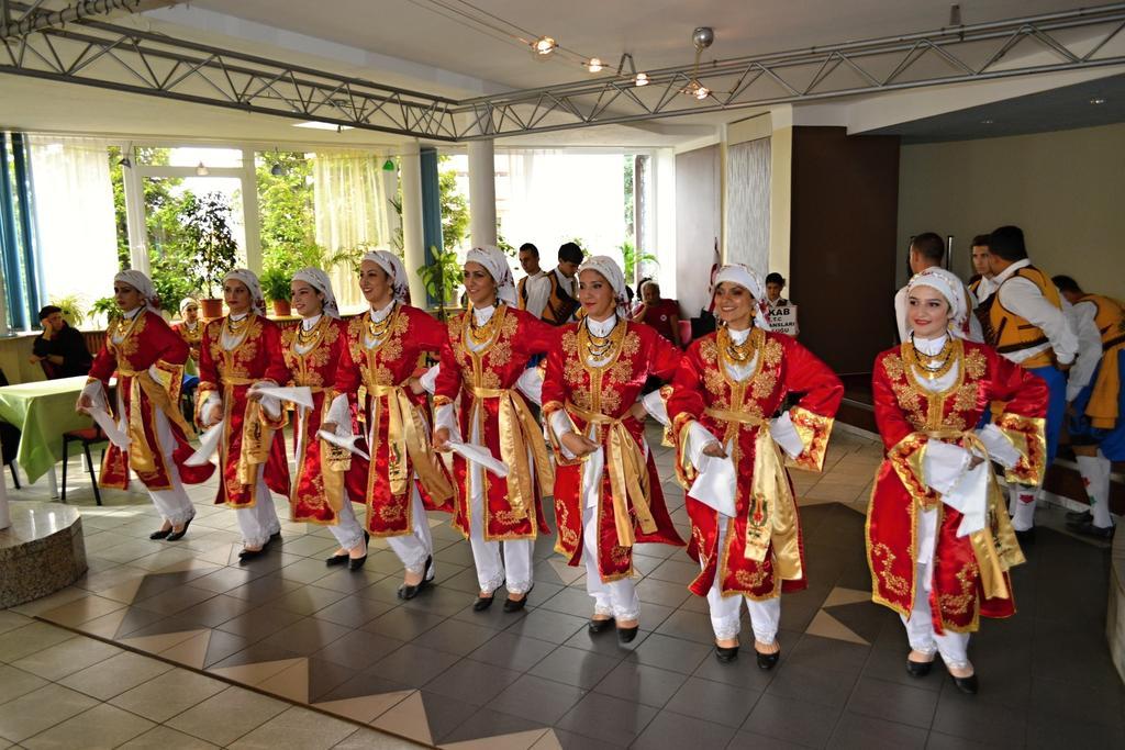 Hotel Rozvoj Klatovy Dış mekan fotoğraf