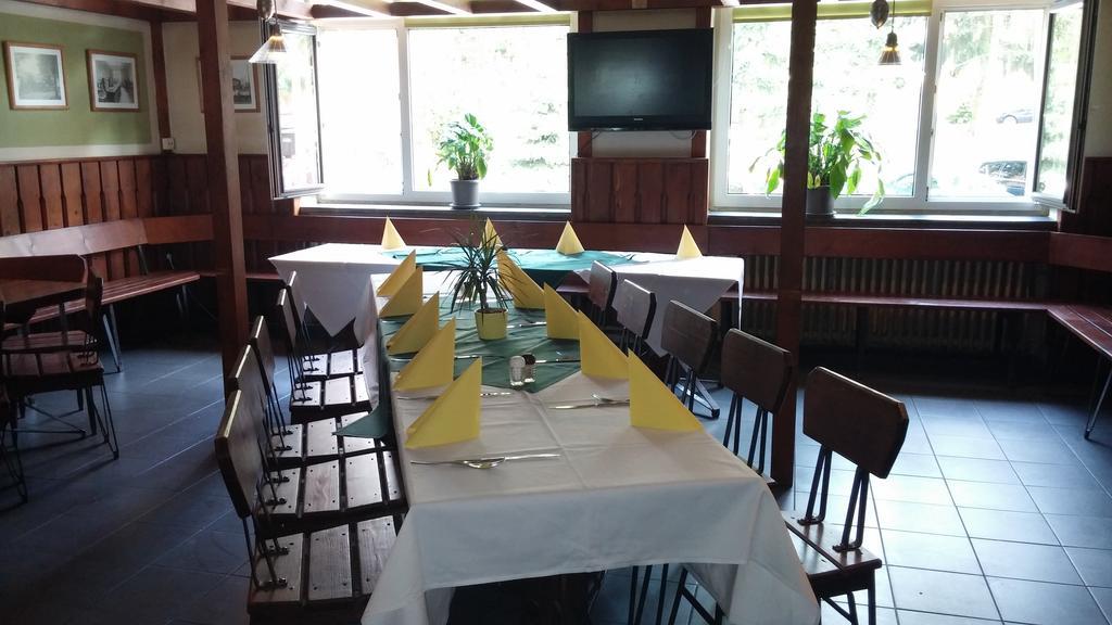 Hotel Rozvoj Klatovy Dış mekan fotoğraf